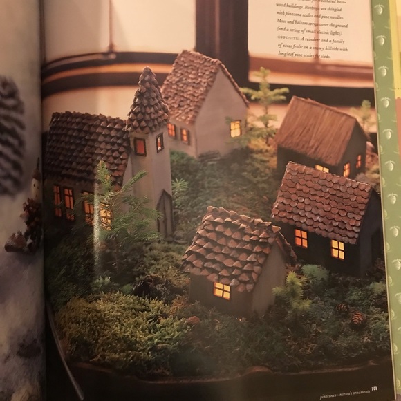 Christmas with Martha Stewart Living Classic Crafts and Recipes book - Picture 14 of 14